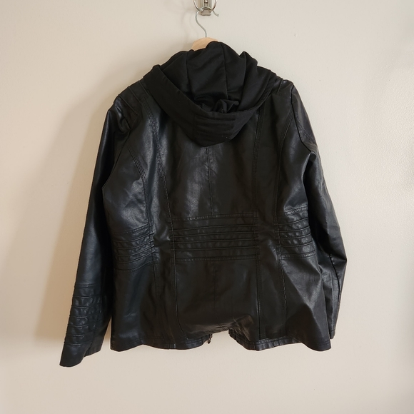 Women's Removable Hood Faux Leather Jacket XXL in Black - Picture 8 of 16